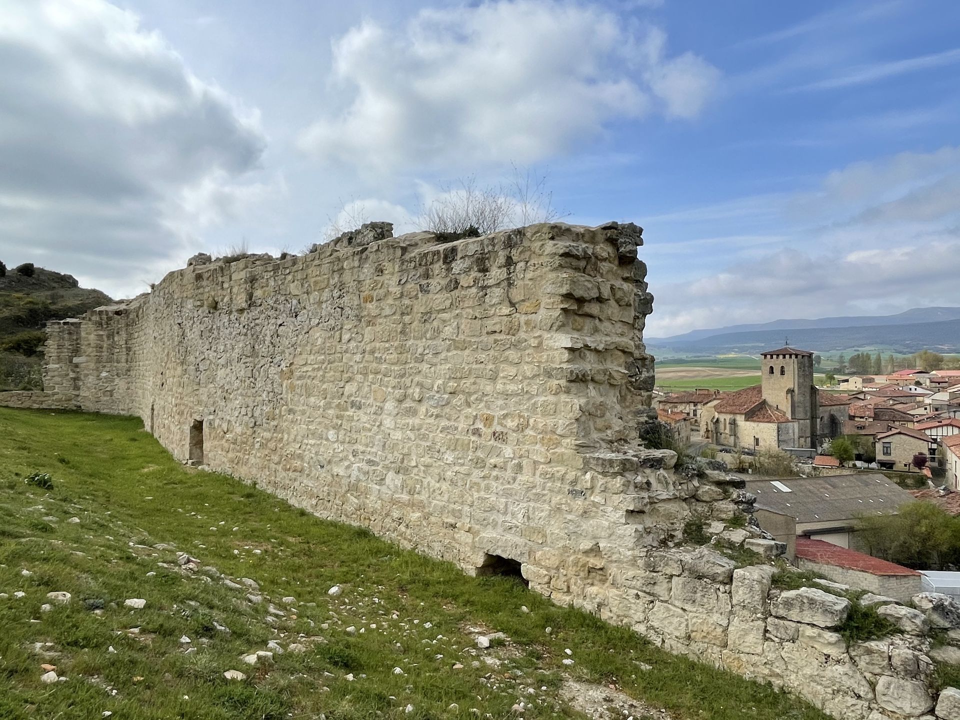 Castillo y Murallas